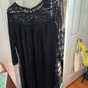 Luxology Black Lace Top Dress! NWT Size 12 Sleek, Sophisticated and Smart!
